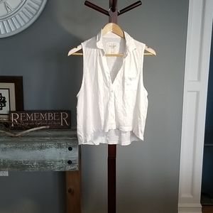 Abercrombie button down sleeveless shirt